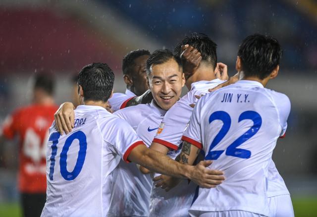 申花国脚归位开始合练 人员齐整等待足协杯救赎？